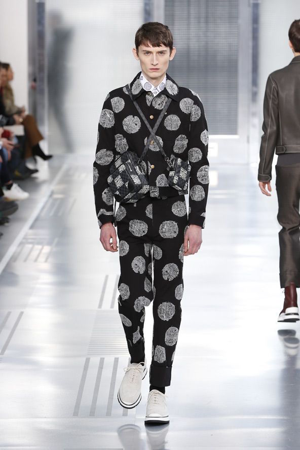 Louis Vuitton menswear aw15 tribute to Christopher Nemeth
