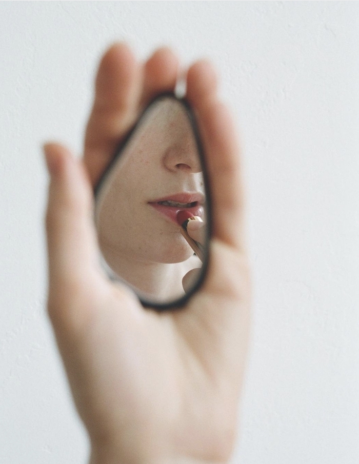 Sophie Buhai onyx pocket mirror