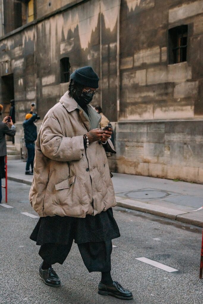 Ideas to steal from menswear aw22 street style - DisneyRollerGirl