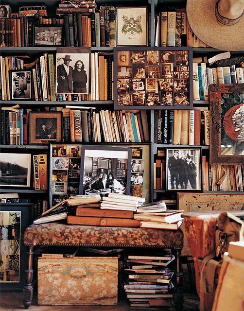 Oberto Gilli bookshelves